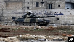 تانک ارتش سوریه در همسایگی شرق حلب