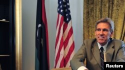 کریستوفر استیونس سفیر سابق آمریکا در لیبی در خانه اش در طرابلس- ژوئن ۲۰۱۲ 