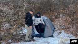 警方在犹他州布里格姆市附近旷野的一个帐篷里找到了失踪的中国留学生。（2023年12月31日）