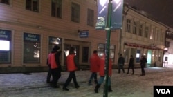 Called ‘night walkers’ in Swedish, civilian security groups patrol the streets after at least eight sexual assaults or attempted sexual assaults on women and girls here in the past month, Ostersund, Sweden, March 19, 2016. (Heather Murdock/VOA)