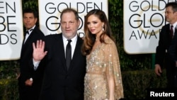 Le producteur Harvey Weinstein et son épouse, la styliste Georgina Chapman, au Golden Globe Awards à Beverly Hills, Californie, 10 janvier 2016.