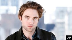 رابرت پتینسون بازیگر ۳۳ ساله انگلیسی