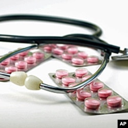 研究人员说，妇女服用雌激素，患乳癌的风险较低