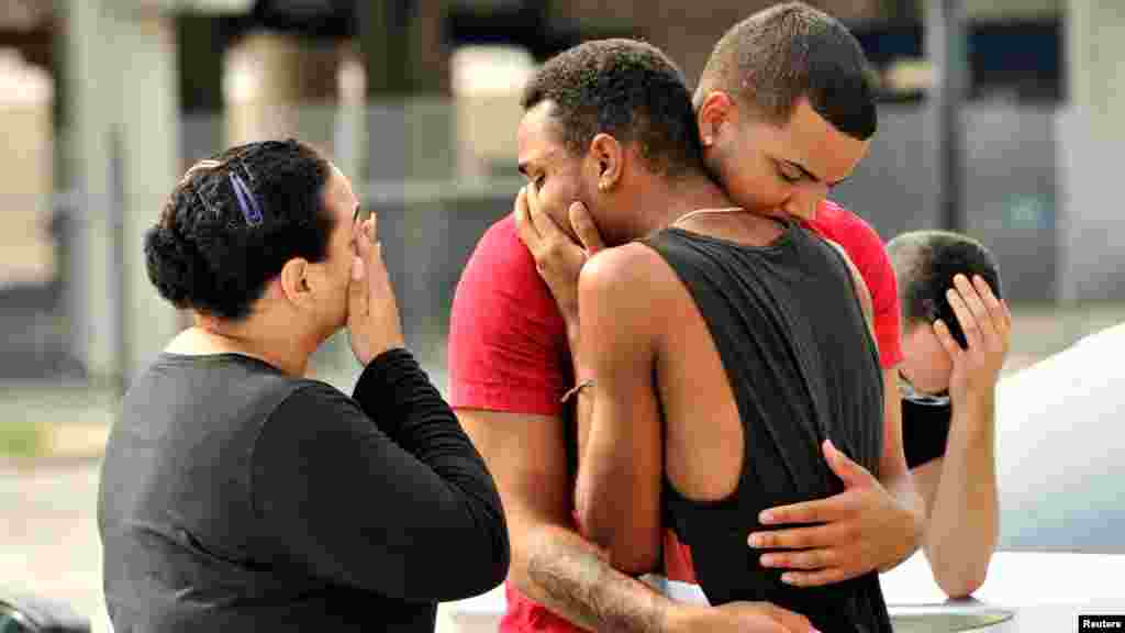 በዩናይትድ ስቴትስ ፍሎሪዳ ክፍለ-ግዛት ኦርላንዶ ከተማ በተመሳሳይ ጾታ ክለብ ውስጥ በተካሄደ ግድያ 50 ሰዎች መሞታቸውና ሌሎች 50 መቁሰላቸው ተገለጸ።