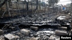 Les restes du camps de réfugiés incendié de Moria, sur l'île de Lesbos, Grèce, le 20 septembre 2016.