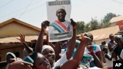 Apoiantes de Adama Barrow, vencedor das eleições de 2 de Dezembro. 