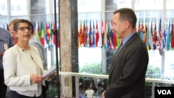 پشت صحنه گفت و گوی صدای آمریکا با ناظر آمریکایی اجرای برجام در یکسالگی توافق هسته ای