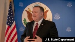 마이크 폼페오 미국 국무장관이 지난 15일 아이슬란드 주재 미국 대사관을 방문했다.