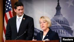 지난해 12월 공화당의 폴 라이언 하원 예산위원장(왼쪽)과 민주당의 패티 머레이 상원 예산위원장이 새 예산안에 합의한 후 공동기자회견에 참석했다.