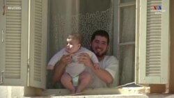 Երբ տխրությունը համակում է մարդկանց, օգնության են հասնում երաժիշտներն ու ծաղրածուները