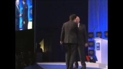 安倍呼吁中国军费透明，抑制军事扩张