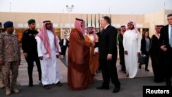 آقای پمپئو پیشتر به کنگره آمریکا گفت نشانه ای از نقش ولیعهد عربستان در قتل جمال خاشقجی وجود ندارد. 