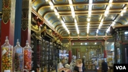 莫斯科的一家茶叶咖啡店。(美国之音白桦拍摄）