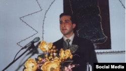 کشیش یوسف ندرخواهی در اواخر دهه هشتاد خورشیدی چند سالی زندانی شده بود. 