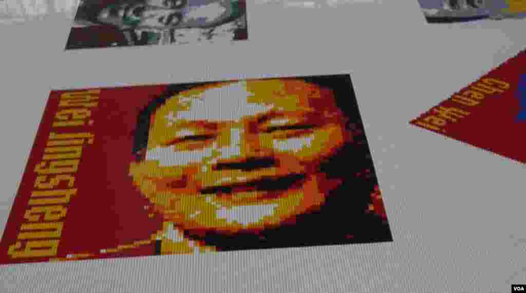 魏京生的乐高造型（美国之音国符拍摄）