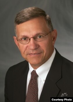 联邦第三巡回上诉法院法官汤姆•瓦纳斯基(Tom Vanaskie)