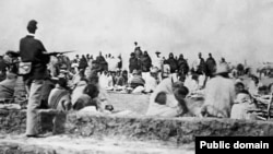 Navajos under guard at Fort Sumner, built by the U.S. Army to watch over the Navajo camp at Bosque Redondo, ca. 1864.