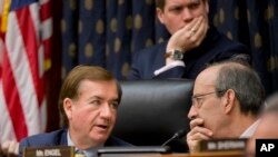 اد رویس رئیس کمیته روابط خارجی مجلس نمایندگان (چپ)به پیگیری جهادی ها در اروپا و تقویت حفاظت مرزهای آمریکا برای جلوگیری از ورود افراطگرایان به کشور تاکید کرد