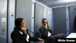 باراک اوباما، به همراه سوزان رایس، مشاور امنیت ملی، در کوبا تلفنی با مشاور امنیت داخلی درباره حملات بروکسل صحبت کرد.