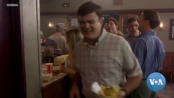 VOA英语视频: 纾解新冠病毒焦虑 观众重温经典疫情片