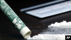 Le record mondial de saisie de cocaïne demeure la découverte, en mai 2007, de plus de 20 tonnes au large des côtes colombiennes.