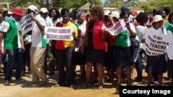 Teachers say they want to meet government officials to discuss salary deductions. (Photo: ZIMTA)