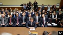 Magire je pozvan na pretres zbog toga što je nedjeljama odbijao da izvijesti Kongres o žalbi uzbunjivača