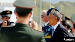 美国总统奥巴马抵达中国杭州萧山国际机场出席G20峰会。 （2016年9月3日）