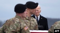 ሬሳታት ኣብ ዮርዳኖስ ዝተቐትሉ ወታሃደራት ኣመሪካ ኣብ ዝዓረፈሉ