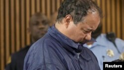 Ariel Castro appears in court for his initial appearance in Cleveland, Ohio, May 9, 2013. 