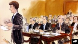 Dans ce dessin, l'avocat personnel du président Donald Trump, Michael Cohen, assis à sa droite, est entouré de ses propres avocats Todd Harrison, à droite, et Stephen Ryan, tribunal de New York, le 16 avril 2018.