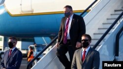 蓬佩奥2020年7月20日抵达伦敦访问（路透社）