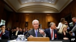 2017年6月13日，美国国务卿蒂勒森在国会山参加听证会。