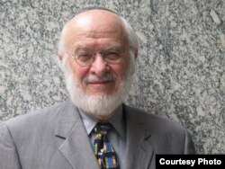 华盛顿市律师内森•列文(图片来源：LEWIN & LEWIN, LLP)