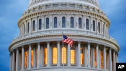 미국 워싱턴의 연방의사당.