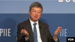 国际货币基金组织副总裁朱民在皮特森国际经济研究中心演讲（美国之音任禺阳拍摄）