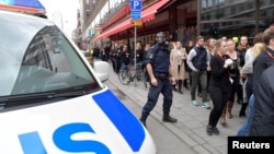 2017年4月7日，瑞典斯特哥尔摩市中心一家百货公司遭到卡车冲撞，造成人员死亡。