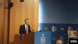 美国财政部主管国际金融事务的助理部长腾立铭（美国之音杨明拍摄）