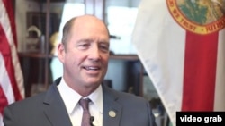 美国众议院外交委员会亚太小组主席、来自佛罗里达州的共和党众议员约霍（Ted Yoho）（资料图）