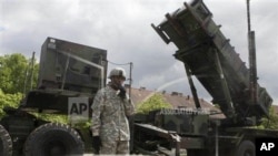 NATO menyetujui permintaan Turki untuk menggelar pertahanan anti misil 'Patriot' di perbatasan Turki-Suriah (foto: dok). 