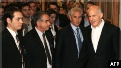 Yunanistan'daki Kriz Avrupa'yı Sarsıyor