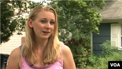 小农场主权益活动人士丽兹•莱兹格(VOA 卫视 张松林拍摄)