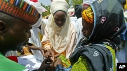 Shugabannin al'umma, ma'aikatan lafiya, malaman addinin Islama da masu fama da Polio su na aikin rigakafi ga yara a Najeriya