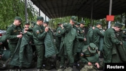 На призывном пункте в Батайске, Ростовская область. Архивное фото