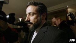 آقای عراقچی می‌گوید ایران متعهد به "عرضه" است نه "فروش".