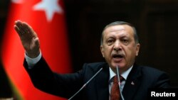 عکس آرشیوی از رجب طیب اردوغان نخست وزیر ترکیه