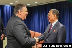 마이크 폼페오 미국 국무장관과 리용호 북한 외무상이 26일 73차 유엔총회가 열리고 있는 뉴욕에서 별도의 회담을 했다.