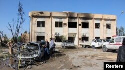 یک مرکز آموزش پلیس در لیبی پس از یک حمله 