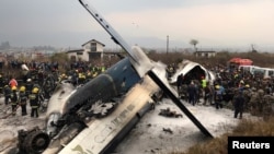 坠毁客机的残骸