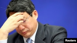 当过中国发改委副主任的刘铁男在北京的记者会上（2009年2月27日）